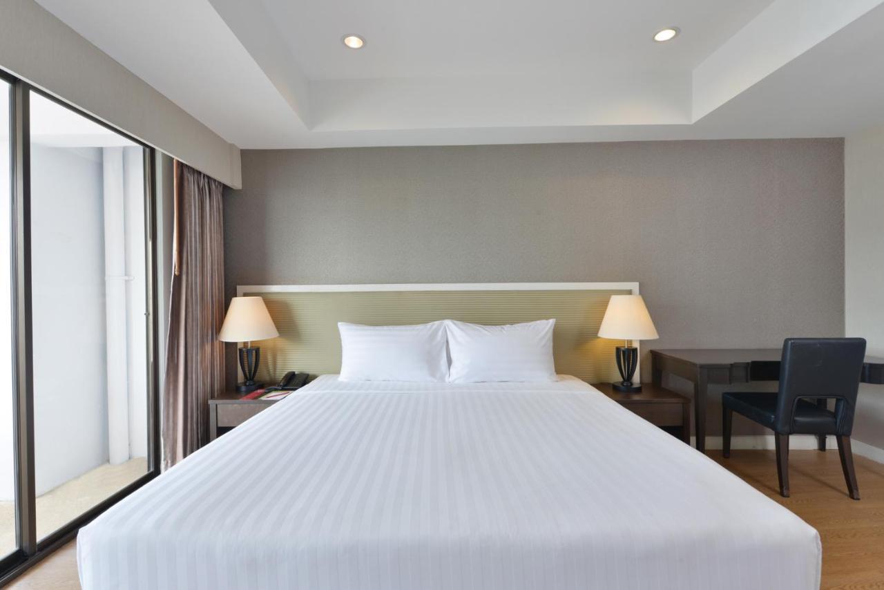 فندق شاطئ دو فاريه جومتين، باتايا جومتين بيتش المظهر الخارجي الصورة A bedroom at the hotel