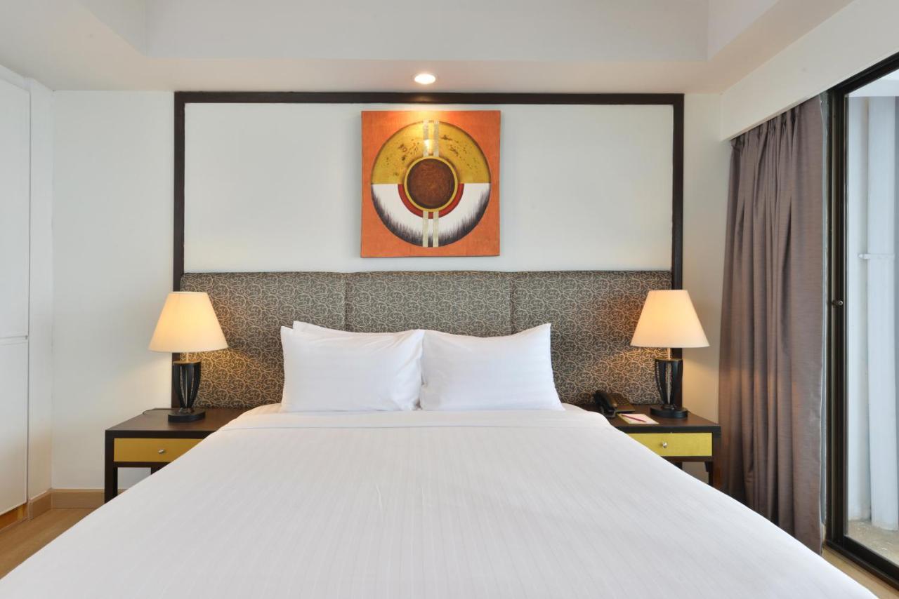 فندق شاطئ دو فاريه جومتين، باتايا جومتين بيتش المظهر الخارجي الصورة A bedroom at the hotel